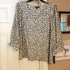 Size 2x Zac and Rachel Woman Animal Print Top NWT
